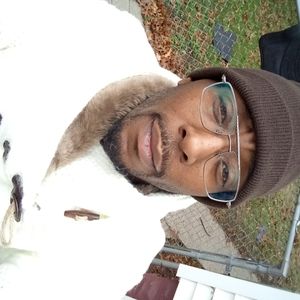 Meet your Posher, Larry